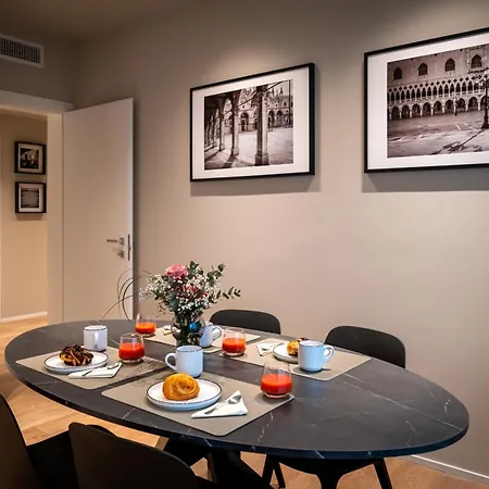 アパート Moon 2br Modern Comfort Near Venice